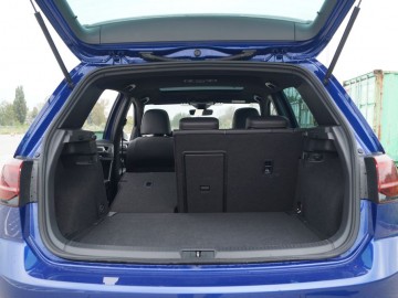 Volkswagen Golf R 2,0 TSI 310 KM DSG7 4Motion &ndash; Więcej Golfa w Golfie